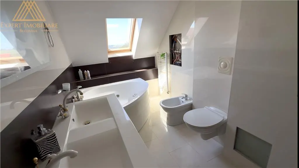 Apartament Luna 4 dormitoare de vanzare - foto 12