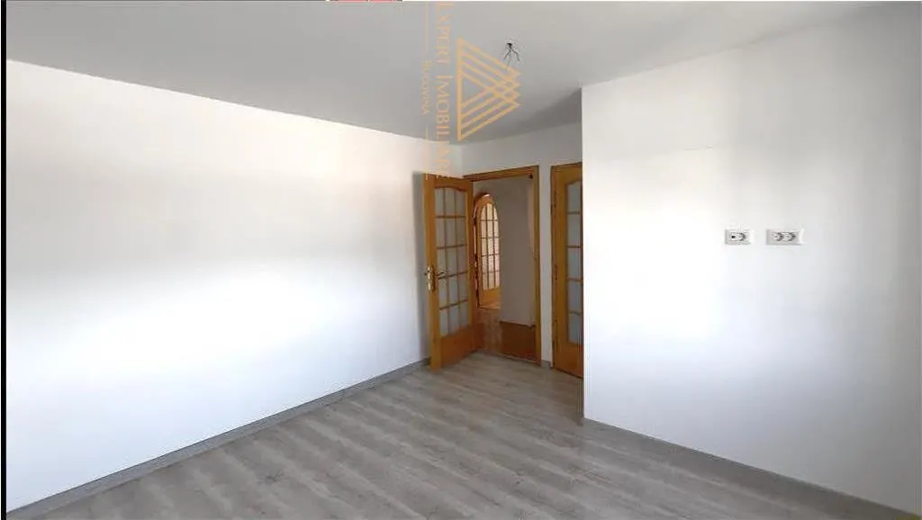 Apartament Luna 4 dormitoare de vanzare - foto 10