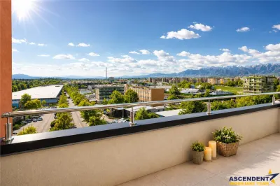 Pe 2 niveluri, Penthouse modern la bulevard, parcare, boxa, Tractorul Nou, Brasov - Brasov