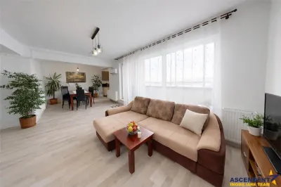 Pe 2 niveluri, Penthouse modern la bulevard, parcare, boxa, Tractorul Nou, Brasov - foto 14