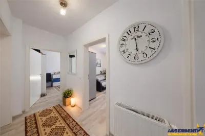 Pe 2 niveluri, Penthouse modern la bulevard, parcare, boxa, Tractorul Nou, Brasov - foto 4