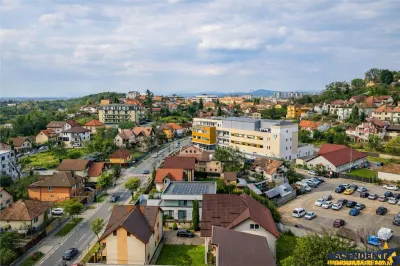 Vila cu potential, 2 garaje, teren 1.080 mp, strada Marasesti, Brasov - foto 6