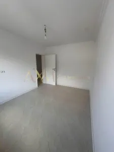 Vanzare apartament 2 camere - foto 8