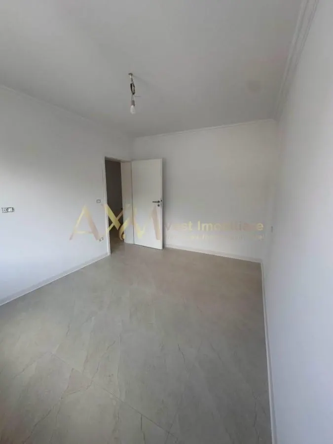 Vanzare apartament 2 camere - foto 8