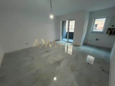 Vanzare apartament 2 camere - Giroc