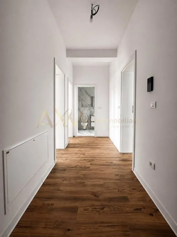 Vanzare apartament 2 camere - foto 3