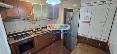 Apartament 3 camere Piata Salajan/parcare/etaj 1/4 - foto 3