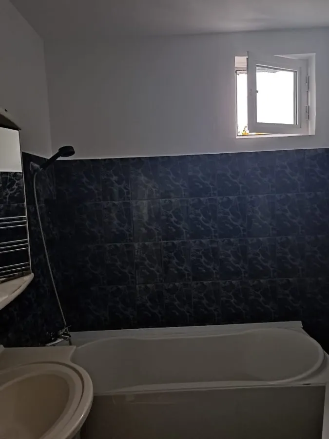 Casa/Vila de inchiriat Sararie - 700 euro - foto 12