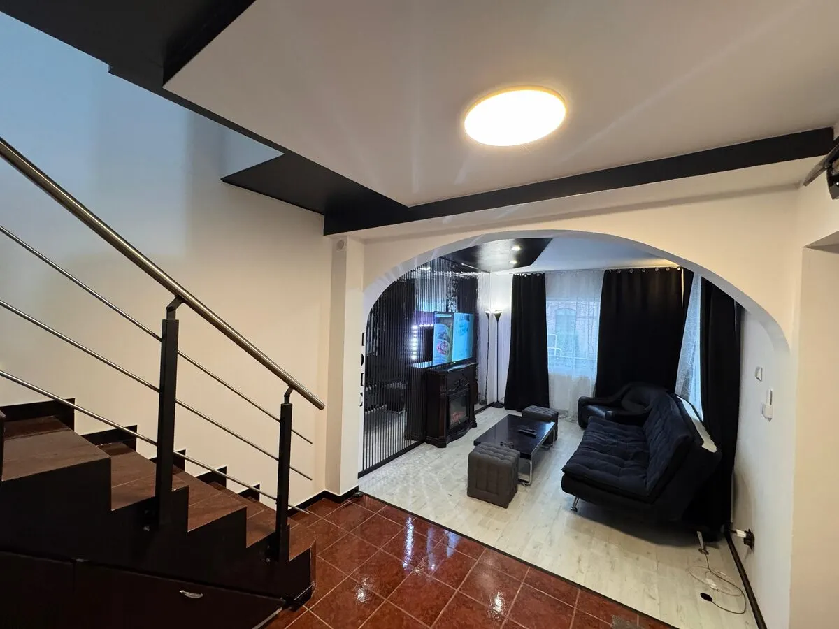 Casa/Vila de inchiriat Sararie - 700 euro - foto 7