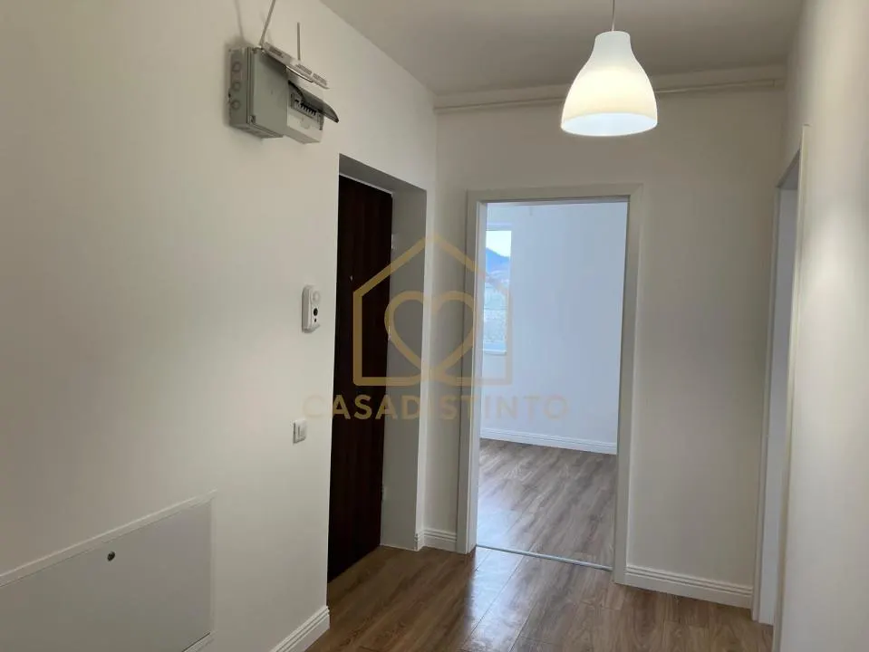 Apartament 3 camere de vanzare in complex cu piscina - foto 12