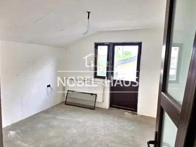 Casa noua 320 mp, teren intravilan 600 mp, Barlad - foto 10