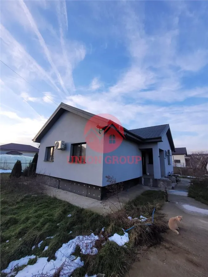 Casa Noua, Moderna, Cocheta, cu Teren 521 mp, Poiana - foto 7