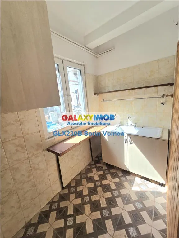 Casa 14 Camere Baba Novac Titan | 7 bai | curte | cazare 50+ angajati - foto 23