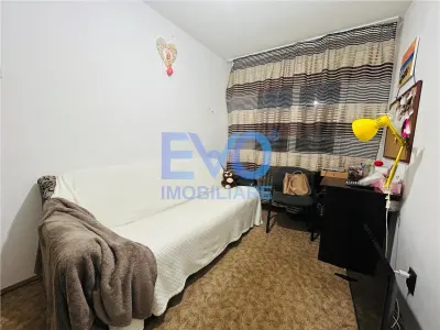 APARTAMENT DE VANZARE CU  3 CAMERE, PODU ROS - foto 2