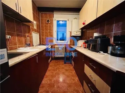 APARTAMENT DE VANZARE CU  3 CAMERE, PODU ROS - foto 3