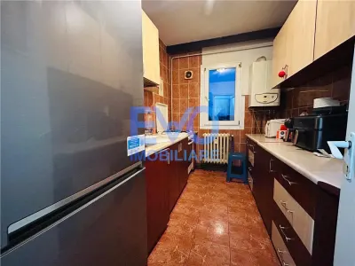 APARTAMENT DE VANZARE CU  3 CAMERE, PODU ROS - foto 5