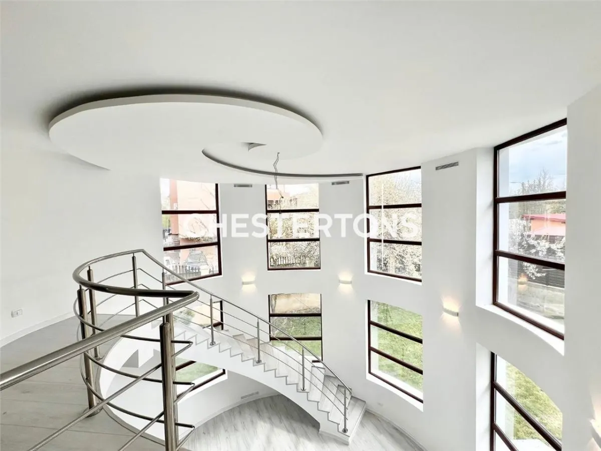 Vila lux cu arhitectura deosebita in Prelungirea Ghencea - foto 20