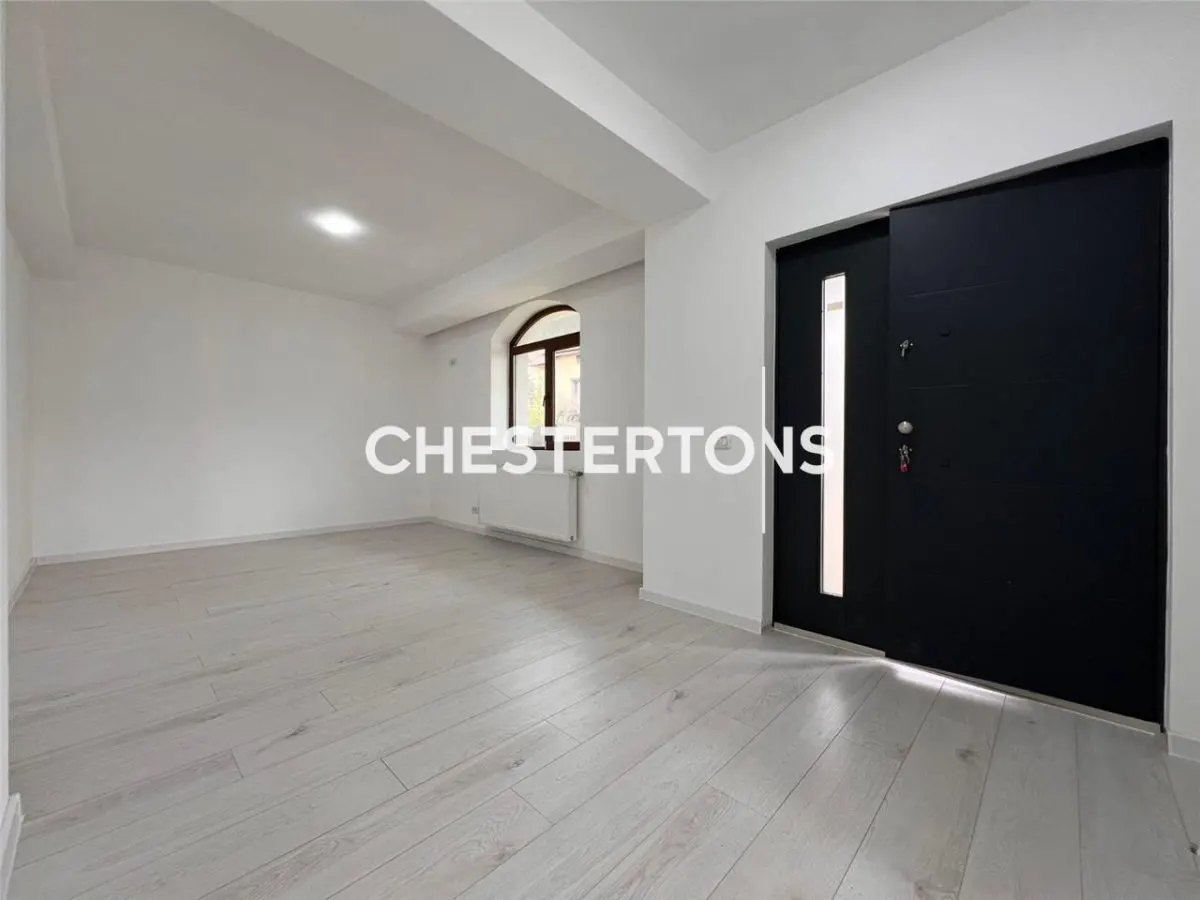 Vila lux cu arhitectura deosebita in Prelungirea Ghencea - foto 22