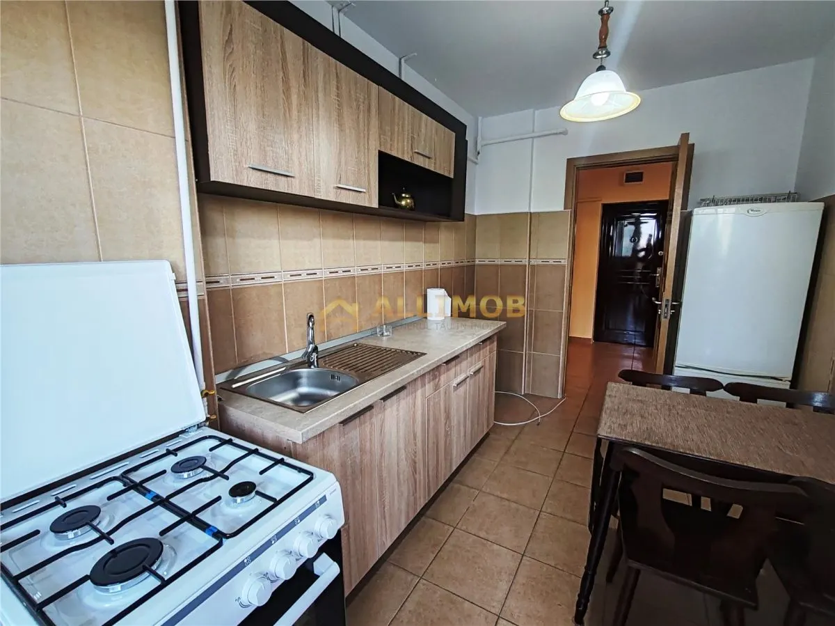 Apartament 2 camere in Ploiesti, zona ultracentrala - foto 11
