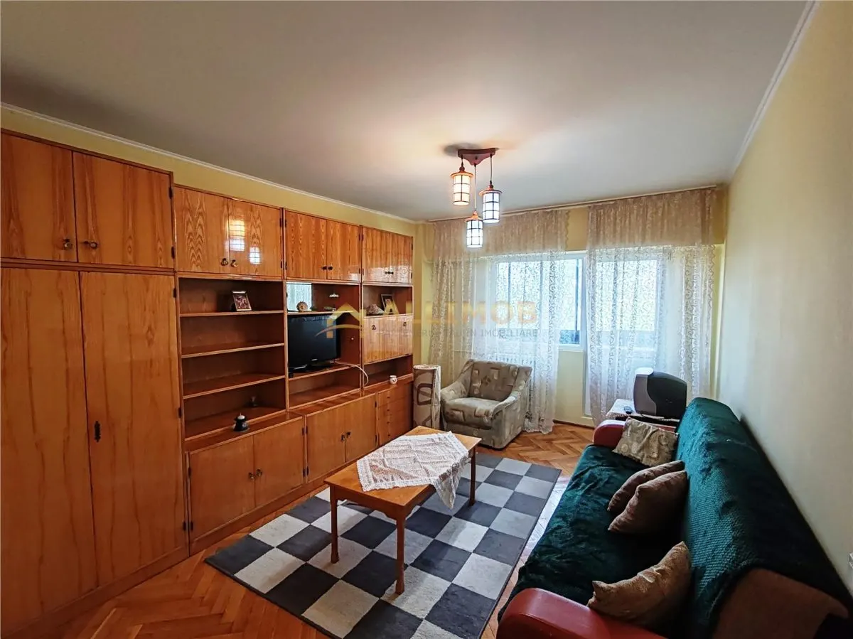 Apartament 2 camere in Ploiesti, zona ultracentrala - foto 4