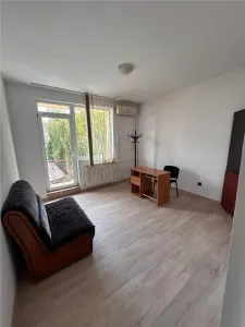 Spatiu de birou - zona linistita - centrala proprie - aer conditionat - Timisoara