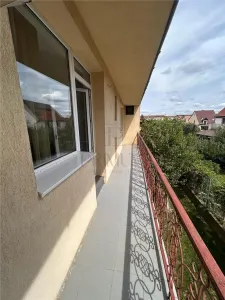 Spatiu de birou - zona linistita - centrala proprie - 20 mp - debara - balcon - foto 4