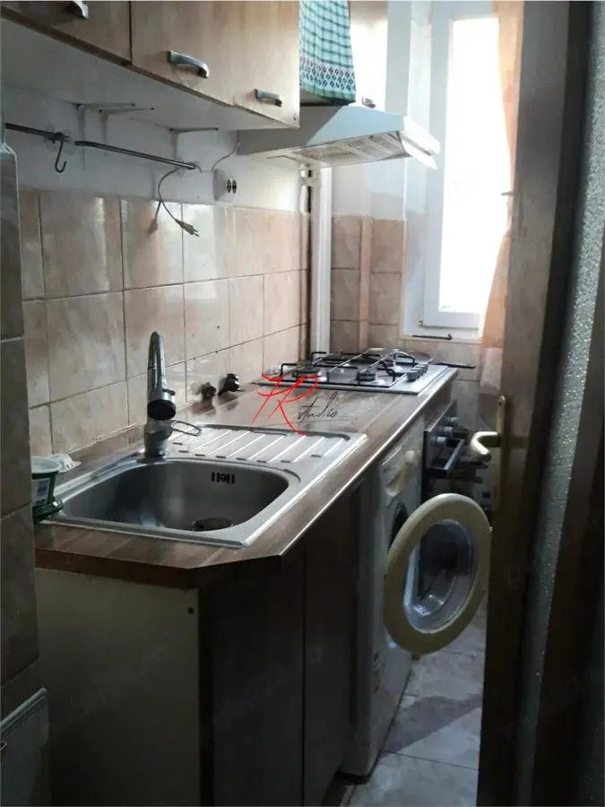 Vanzare apartament 2 camere Luntrei - foto 2