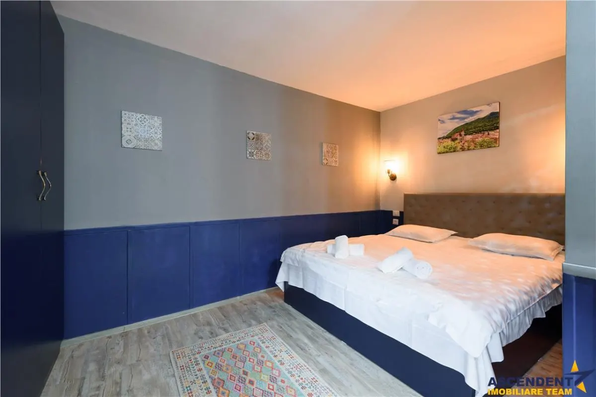 Apartament cu trei unitati locative, baie si bucatarie fiecare, central, Brasov - foto 7