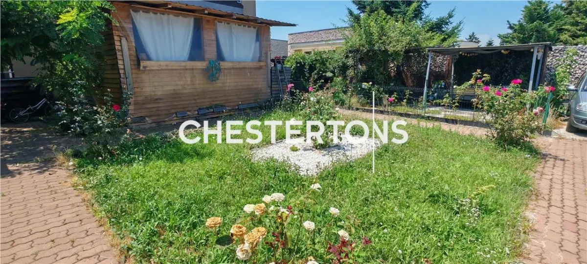 Apartament de 3 camere  81 mp, curte proprie 220mp, 2 locuri de parcare, si toate utilitatile, in sector 5, 2 minute de Sos. Alexandriei - foto 3