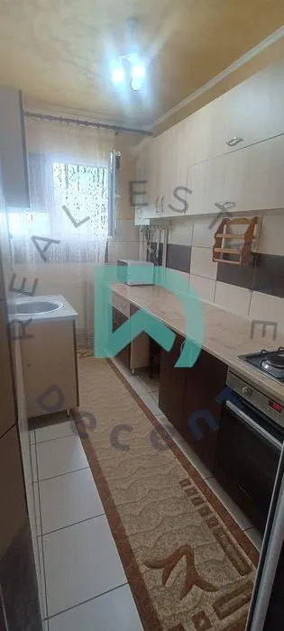 Garsoniera  Astra, bloc apartamente, Brasov - foto 2