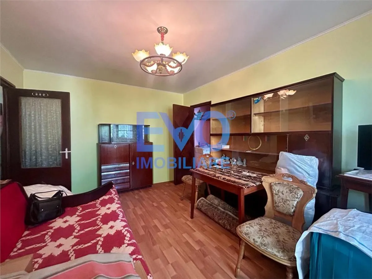 APARTAMENT 3 CAMERE DE VANZARE, ZIMBRU - foto 3