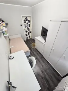 Apartament cu 4 camere in Piata 25 Octombrie | Etaj 3 - foto 11