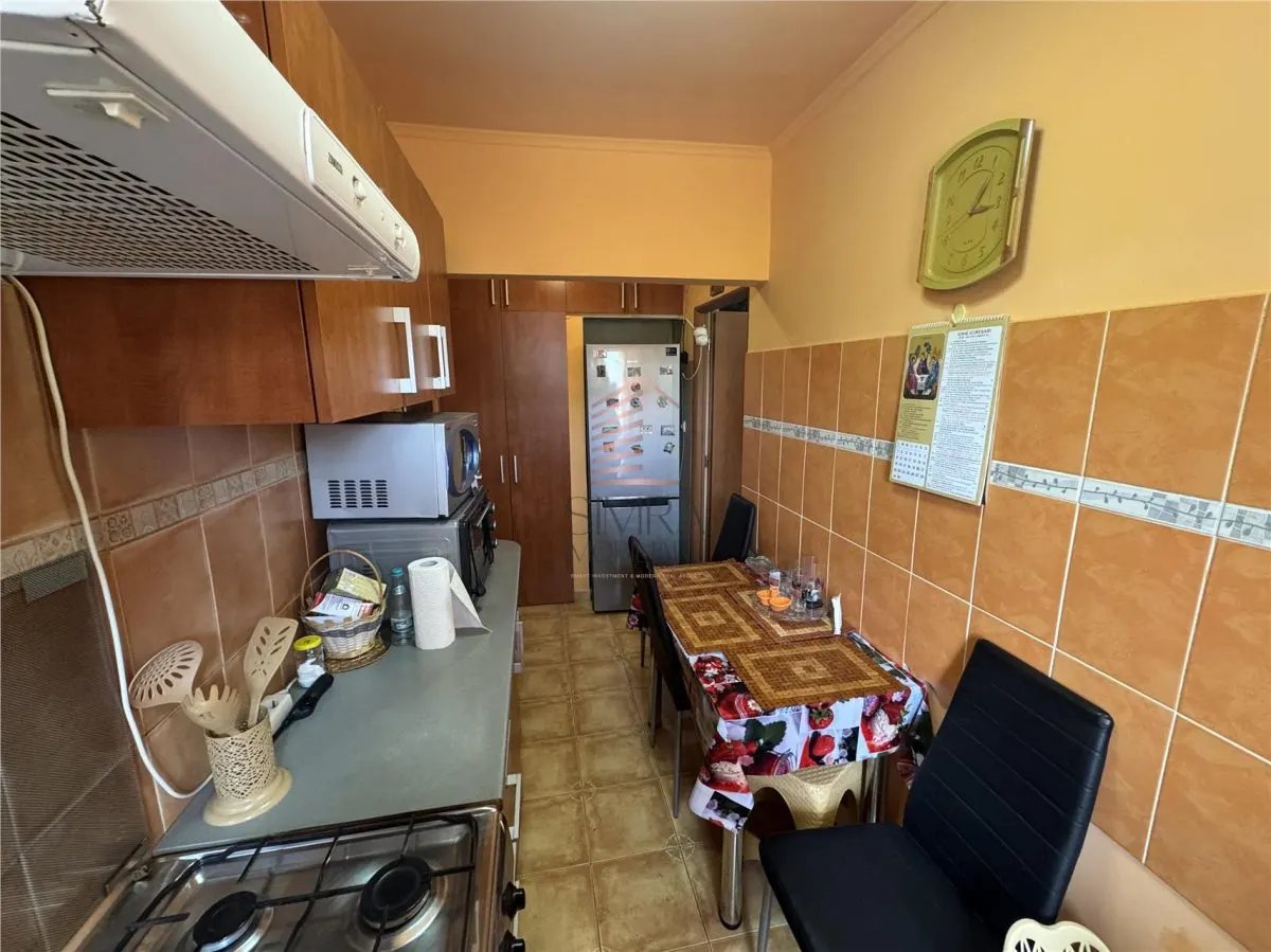 Apartament cu 2 camere, zona Rogerius - foto 4