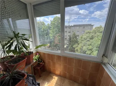 Apartament cu 2 camere, zona Rogerius - foto 5