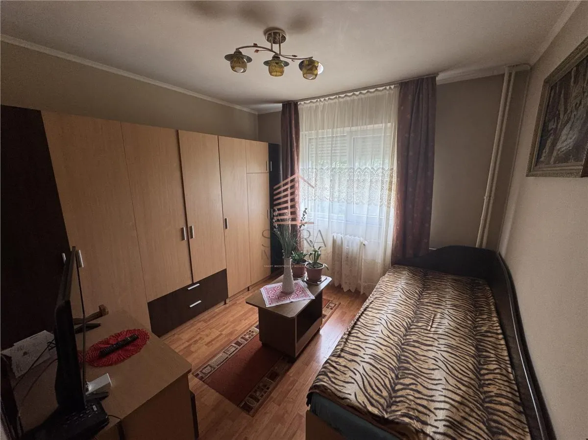 Apartament cu 2 camere, zona Rogerius - foto 7