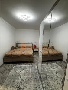Apartament 2 camere cf 2 semidecomandat zona Micro 14 - foto 4