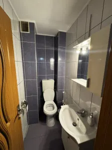 Apartament 3 camere 2 bai cartier Tractorul 65.65 mp - foto 7