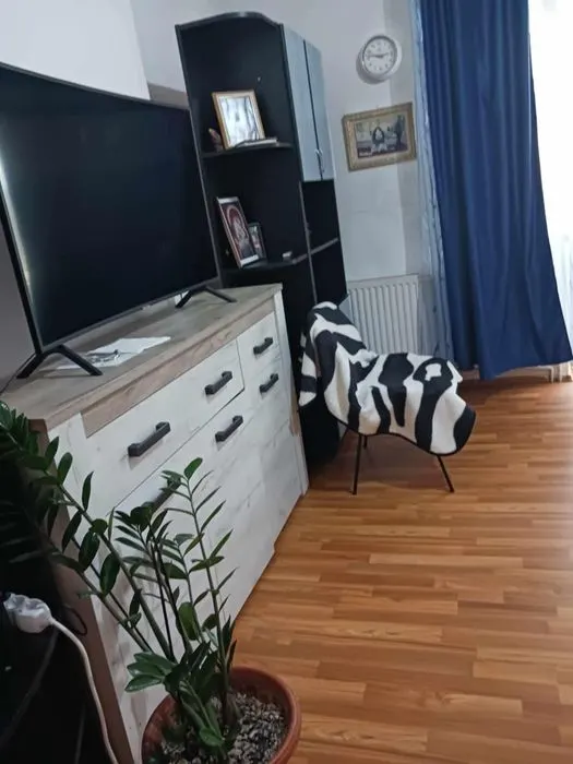 Apartament decomandat etajul 2 zona Craiter - foto 5