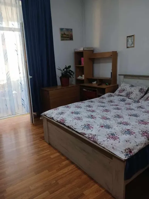 Apartament decomandat etajul 2 zona Craiter - foto 7