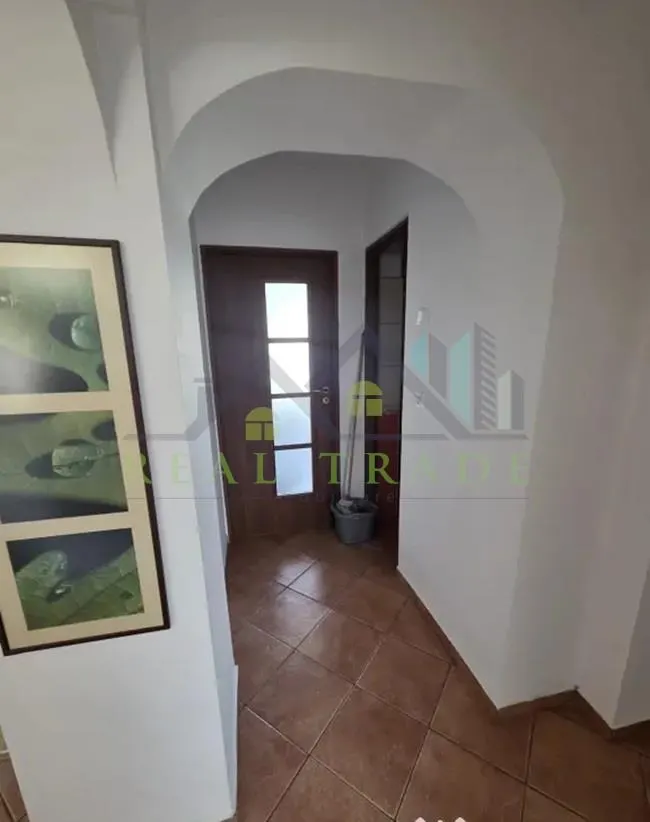 Apartament 3 camere etaj intermediar str. Toamnei - foto 8