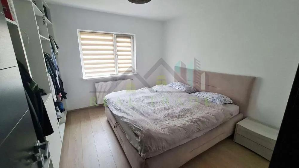 Apartament 3 camere decomandat etaj intermediar zona Grivitei - foto 4