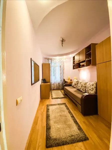 Apartament 3 camere etajul 1 zona Centrul Civic, Brasov - foto 7