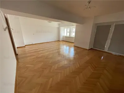 Inchiriere apartament 4 camere transformat in 3 camere | stradal Bd. Unirii | bucatarie mobilata si utilata | - foto 7