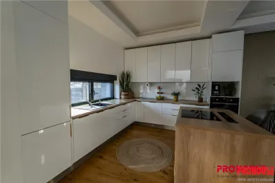 Vila de Lux cu Piscina Infinity-Gheraiesti, Bacau - foto 10