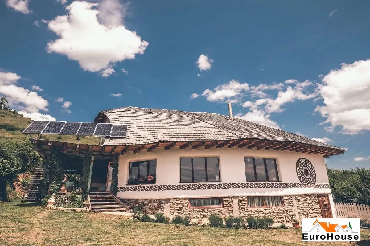 Casa Ecoligica De Vanzare I Alba Iulia - Romania - foto 1
