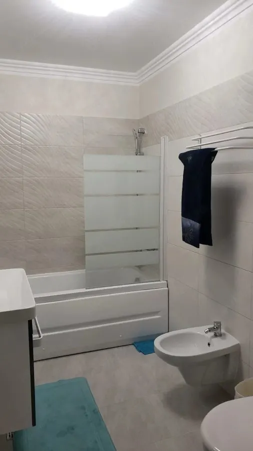 Resedinta moderna, 3 camere,  gradina imprejmuita,40mp, parcare privata, Tractorul, Brasov - foto 9
