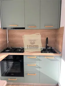 Garsoniera renovata 2026 | 30mp | pretabil cabinet | birou | zona Sub Arini - foto 3