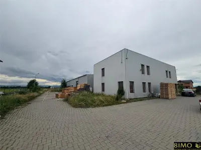 Platforma Industriala functionala - Oniceni, Suceava - E85 14000mp teren, 1300mp hala, 400mp birouri - Oniceni