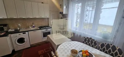 Apartament 3 camere decomandat 93mp renovat zona Orasul de Jos - foto 13