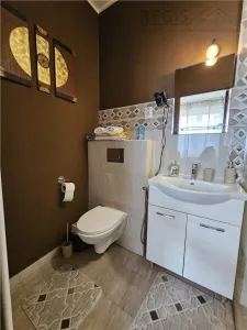 Investitie la cheie in zona centrala! 2 apartamente la casa, transformate in 3 unitati independente cu intrari separate â€“ ideale pentru Airbnb - foto 18